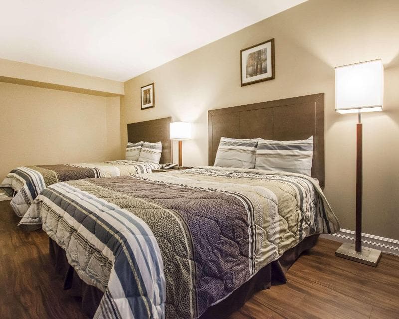 Econo Lodge Miramichi 2