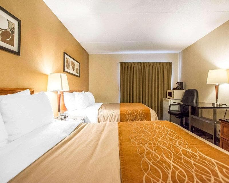 Comfort Inn 2