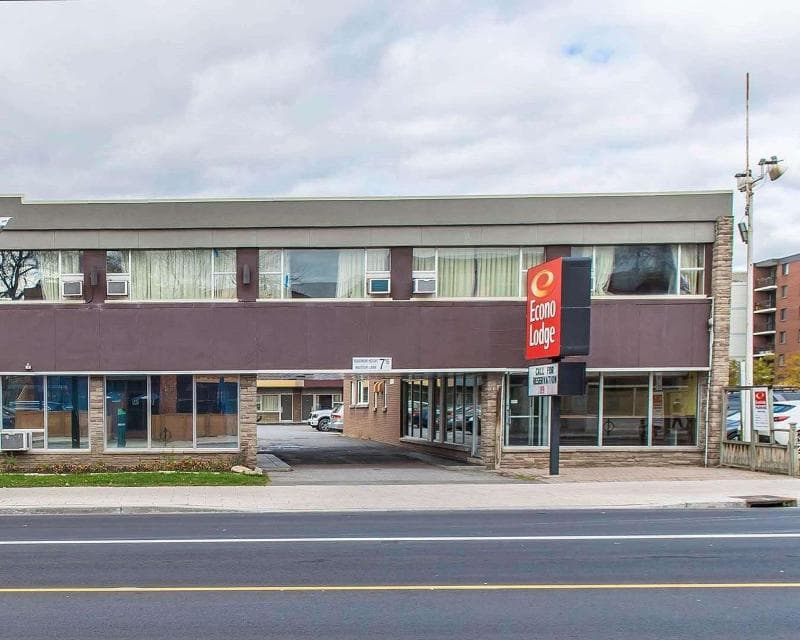 Econo Lodge Downtown Ottawa photo 1