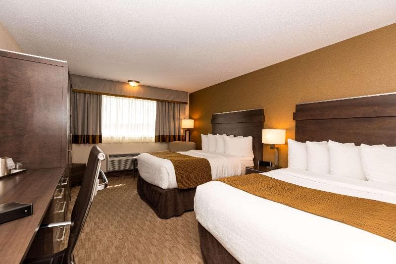 Quality Inn & Suites 4