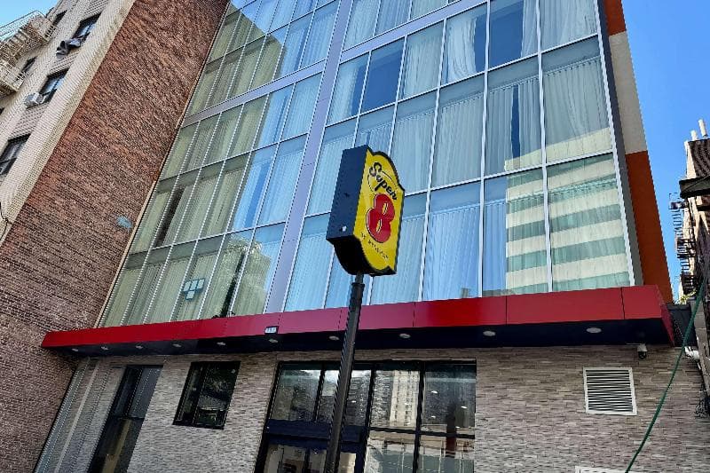 Super 8 by Wyndham Bronx Near Stadium photo 1