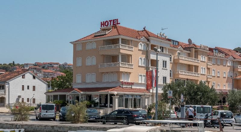 Palace Trogir 3