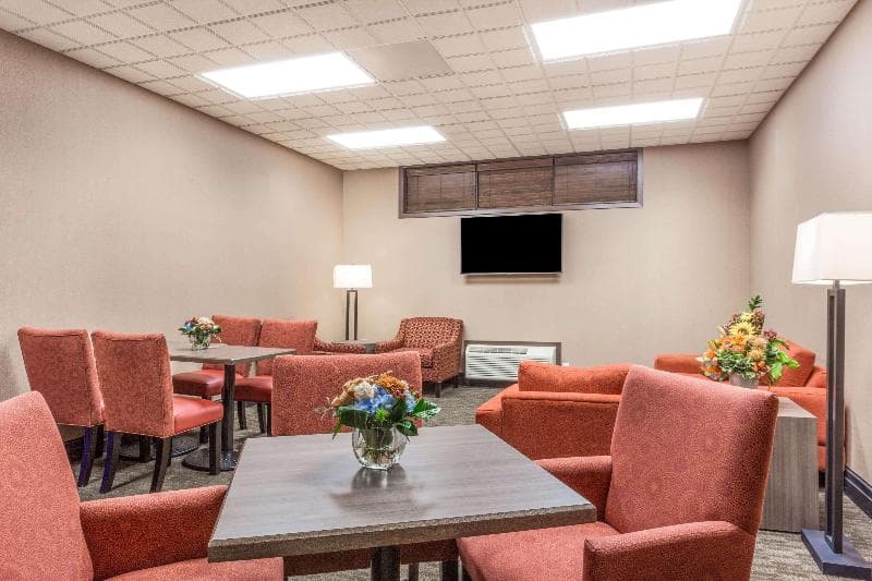 Wingate by Wyndham Regina 4