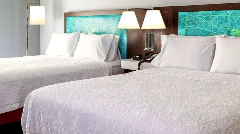 Hampton Inn & Suites by Hilton Orangeville, ON 3