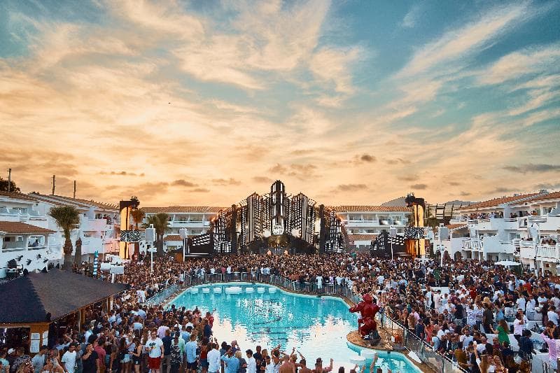 Ushuaia Ibiza Beach Hotel - Adults Only 3