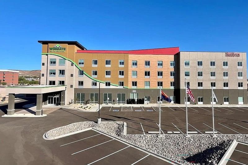 Hawthorn Extended Stay by Wyndham Kingman 2