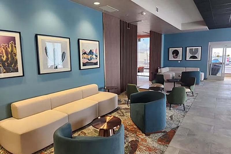 Hawthorn Extended Stay by Wyndham Kingman 5