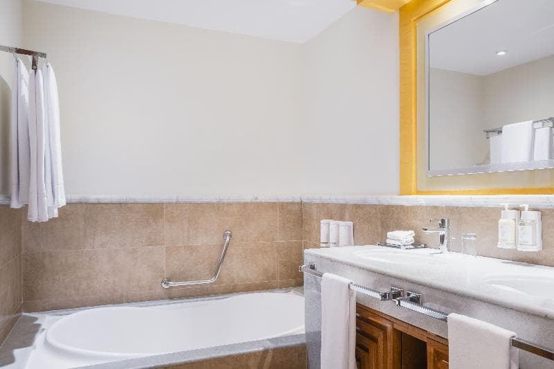 Iberostar Selection Rose Hall Suites 2