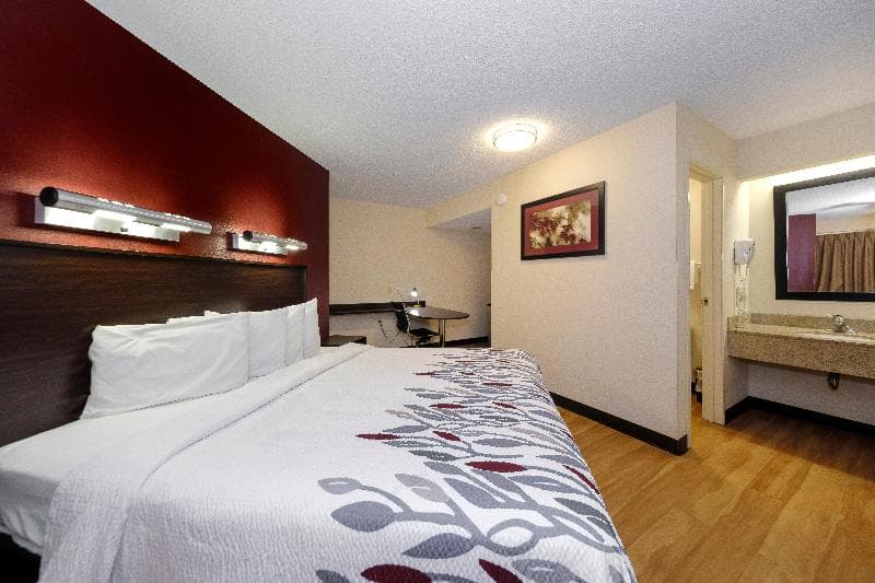 Red Roof Inn Dallas - DFW Airport North 4