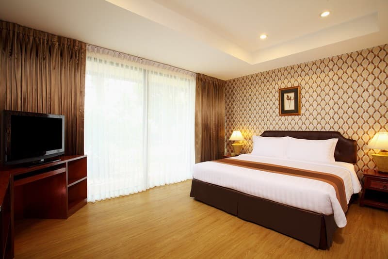 Nova Park Hotel 4