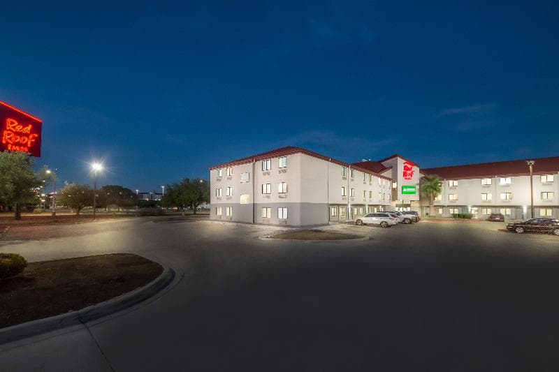 Red Roof Inn San Antonio - SeaWorld/Northwest 4