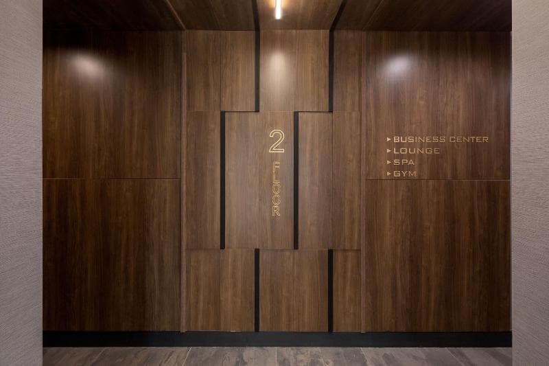 Global Luxury Suites At The Arches 3