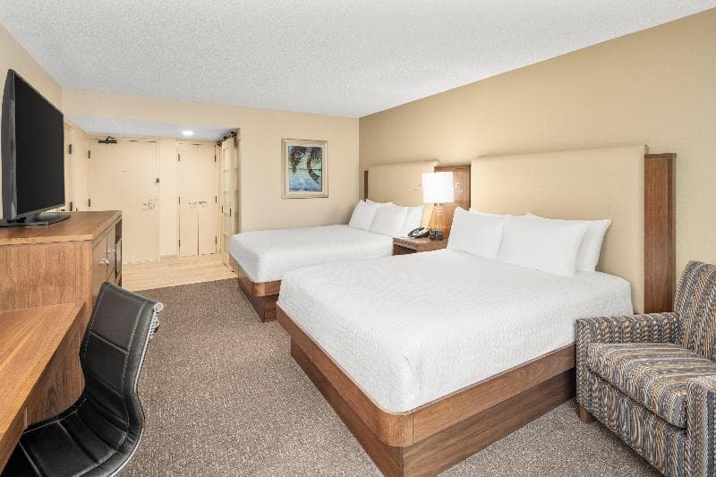 Doubletree By Hilton Fort Myers At Bell Towershops 3