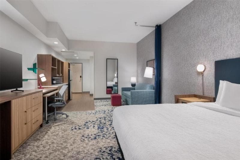 Home2 Suites by Hilton Houston Downtown 4