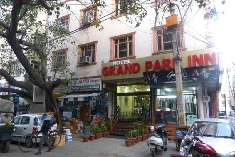 Grand Park Inn main