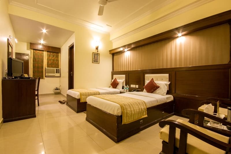 Grand Park Inn 5