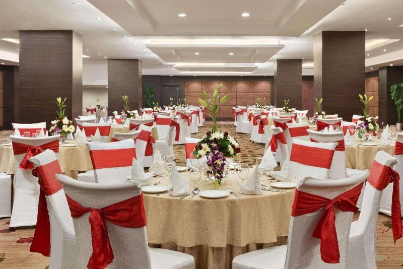 Ramada by Wyndham Jaipur photo 1
