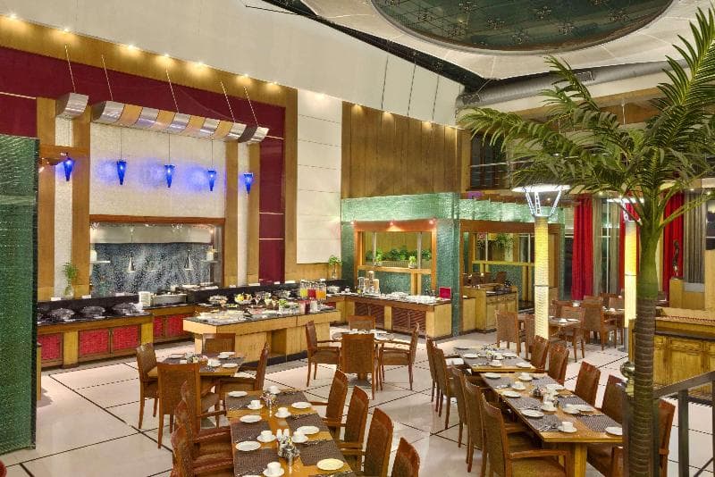 Ramada by Wyndham Jaipur 4