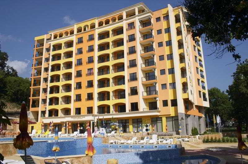 Paradise Green Park Hotel & Apartments main