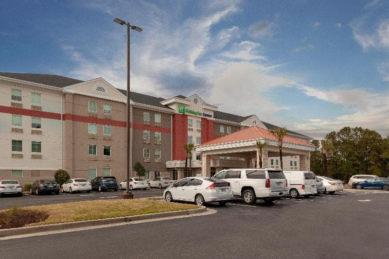 Holiday Inn Express Myrtle Beach - Broadway @ the Beach 3