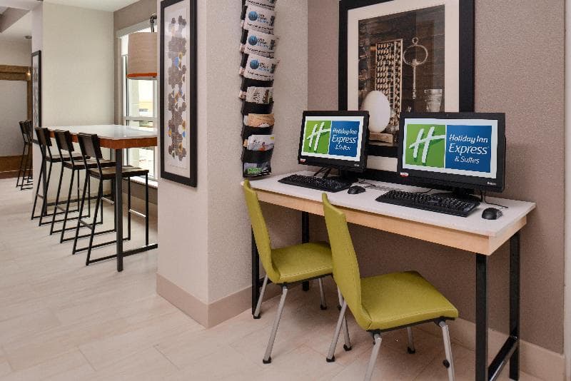Holiday Inn Express & Suites Corpus Christi-N Padre Island 4