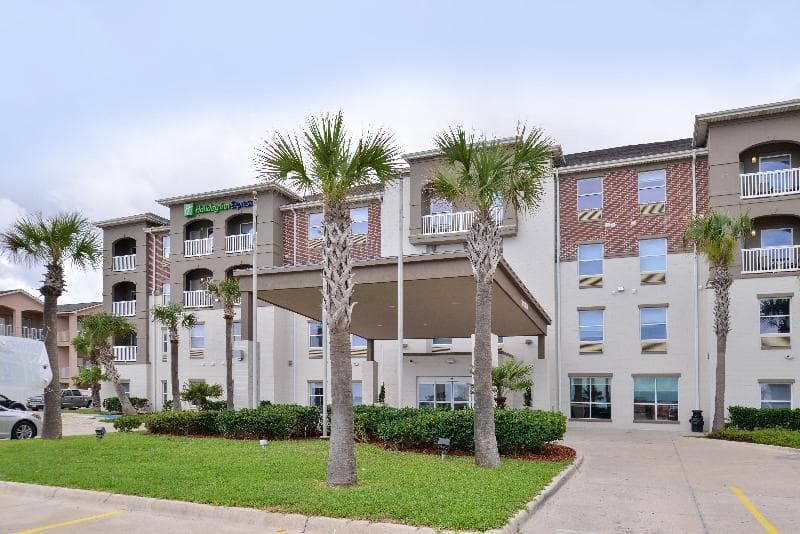 Holiday Inn Express & Suites Corpus Christi-N Padre Island 3