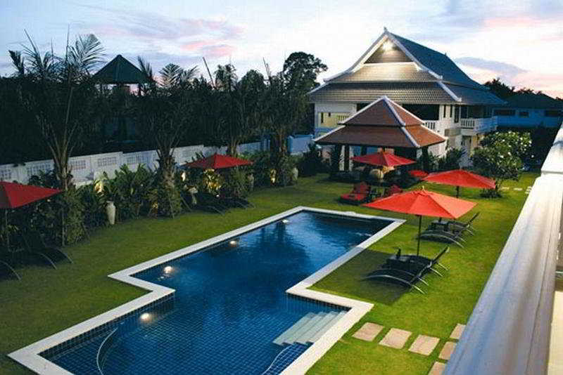 Palm Grove Resort photo 1