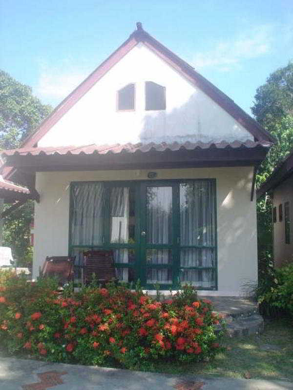 Good Days Lanta Resort 3