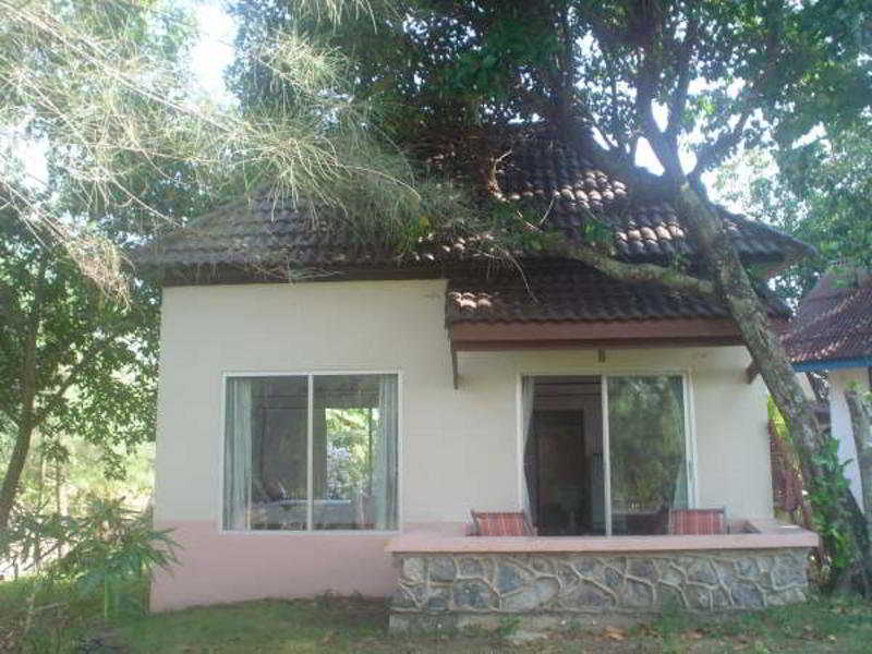 Good Days Lanta Resort 4