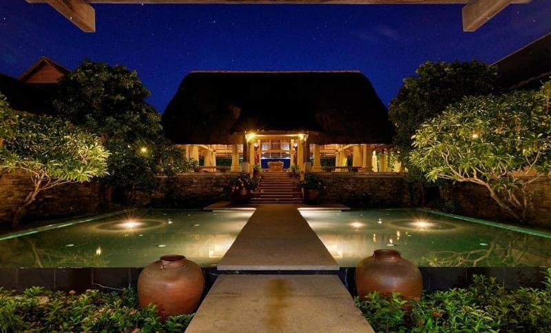 Sun Spa Resort main