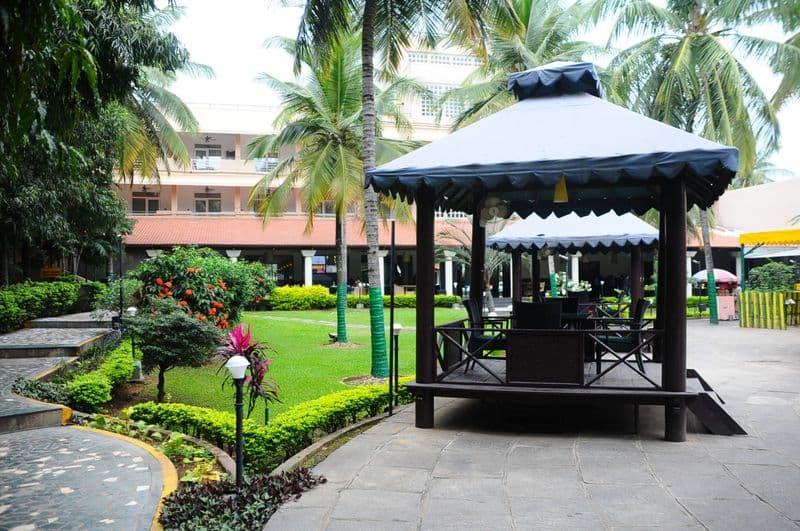 Royal Orchid Resort & Convention Centre 2