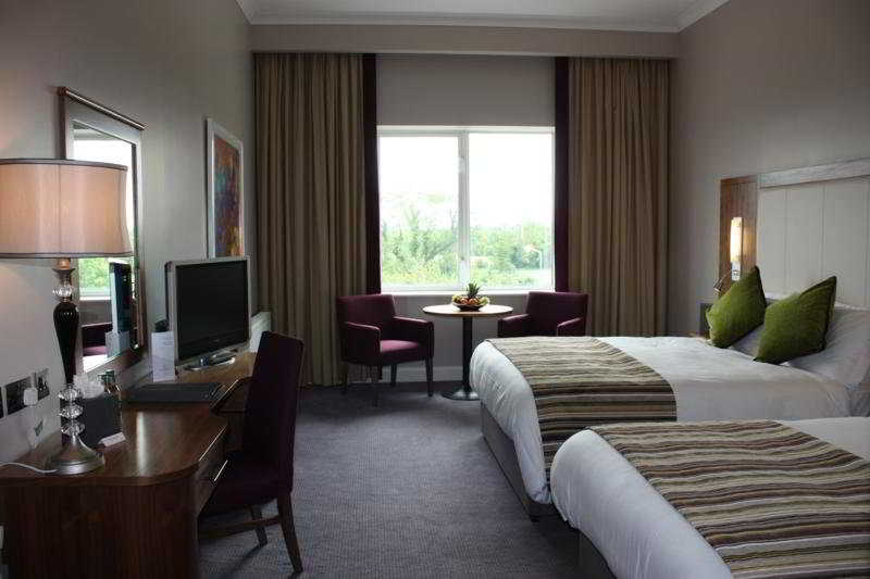 Charleville Park Hotel 5