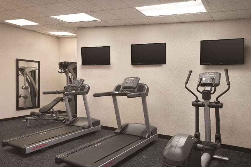 Country Inn & Suites by Radisson, Indianapolis East, IN 2