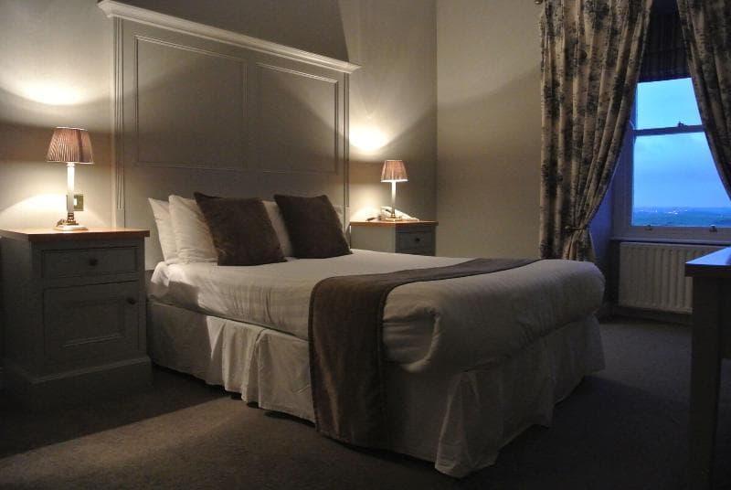 Causeway Hotel 5