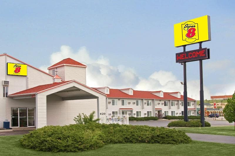 Super 8 by Wyndham Rapid City main