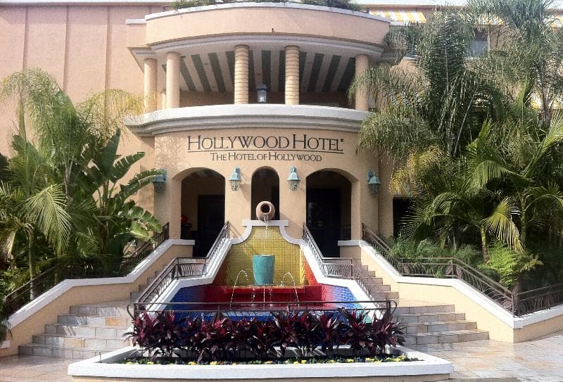 Hollywood Hotel 1