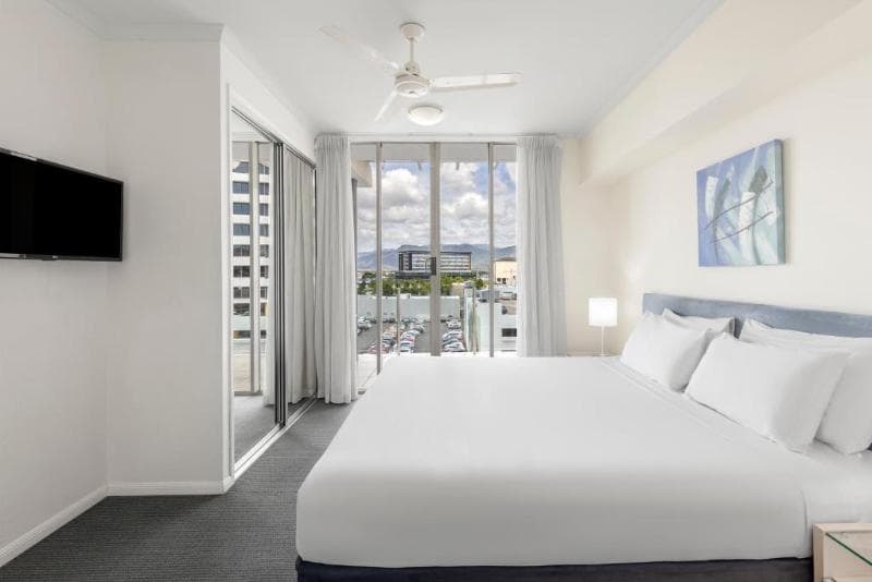 Park Regis City Quays main
