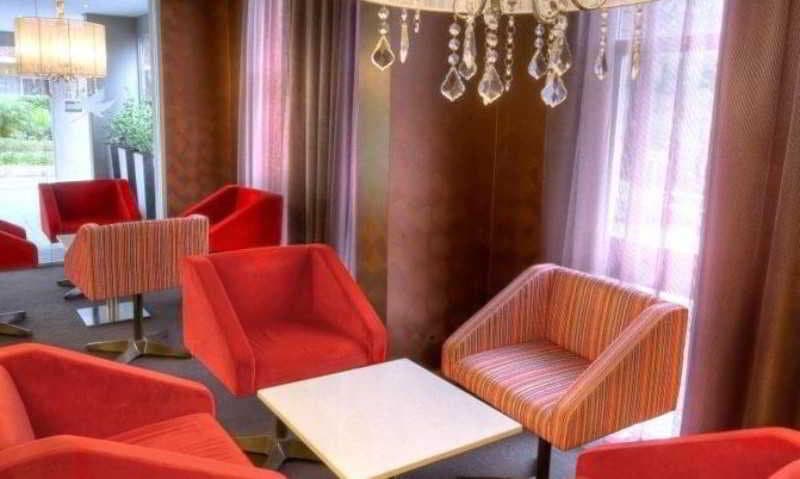 Royal Pacific Hotel 5