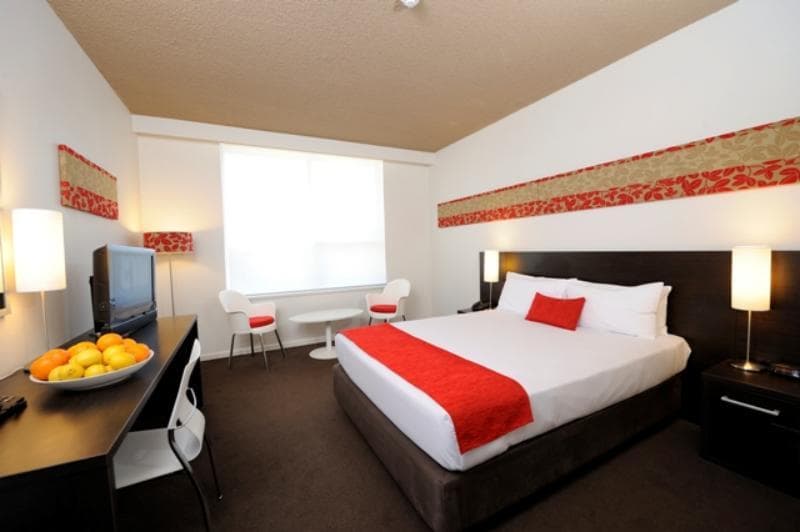 Royal Pacific Hotel 2