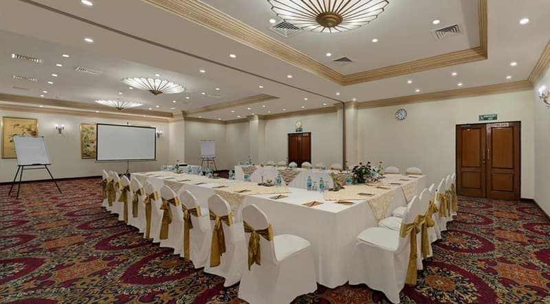 Golden Palms Hotel - Spa 5