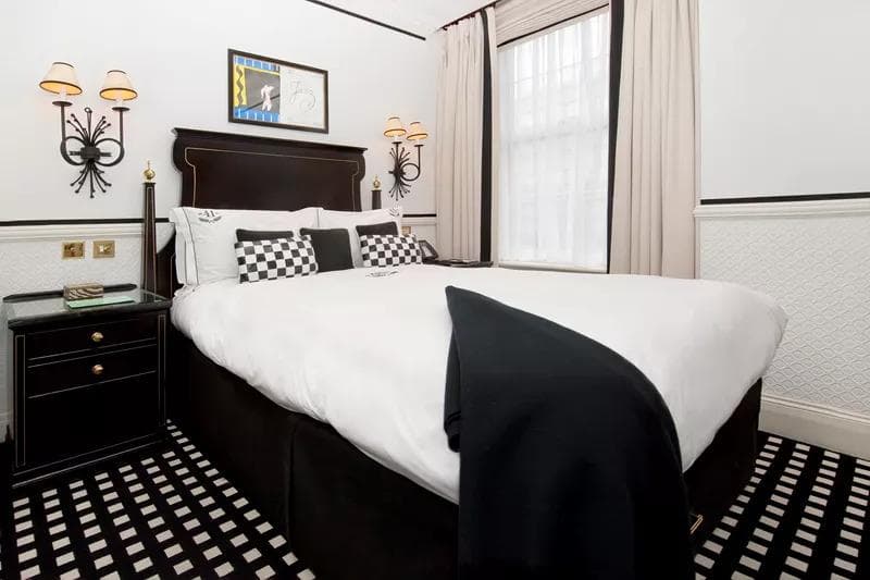 41 Hotel 1