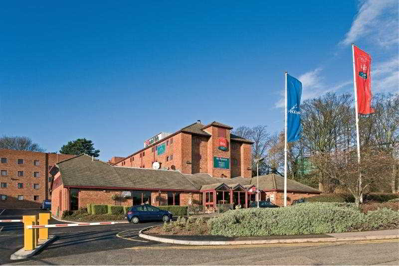 ibis London Luton Airport photo 1