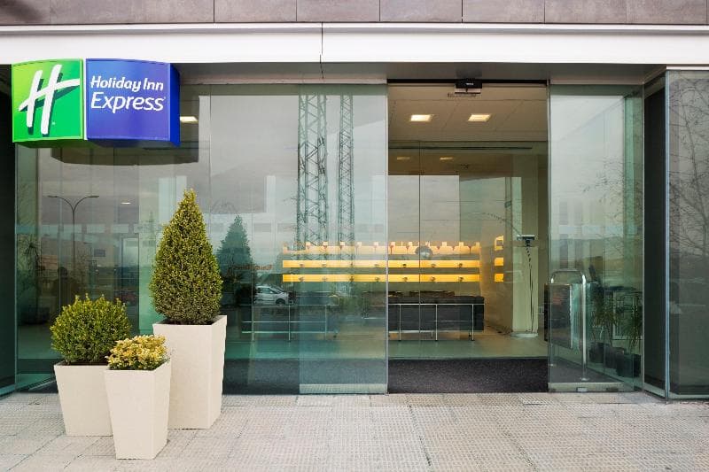 Holiday Inn Express Pamplona photo 1