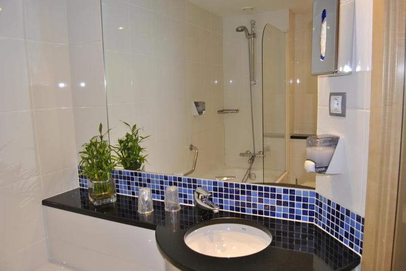 Holiday Inn Express Pamplona 3