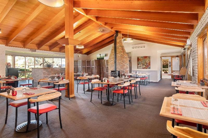Quality Inn Carriage House photo 1