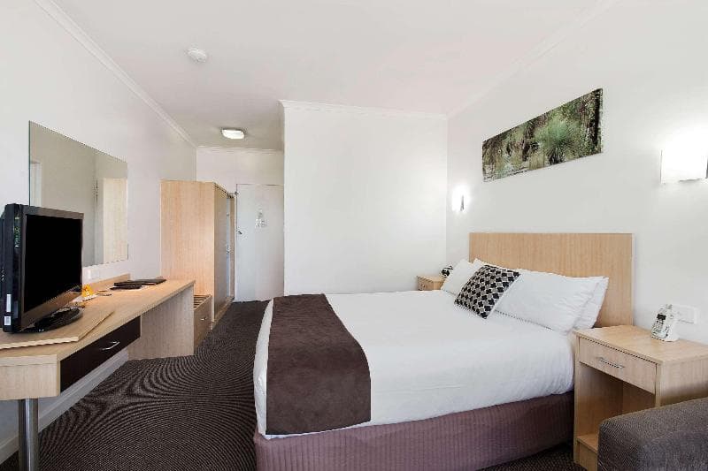 Comfort Inn Capital Horsham 4
