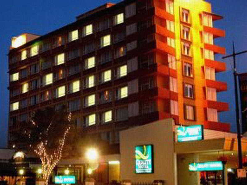 Burke & Wills Toowoomba photo 1