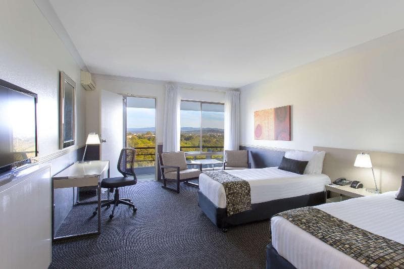 Best Western Plus Apollo International Hotel 2