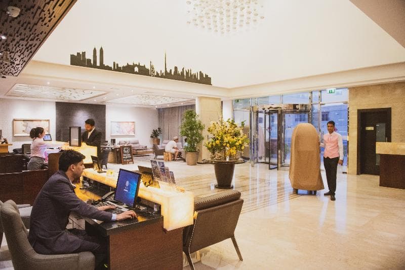 Grandeur Hotel 2