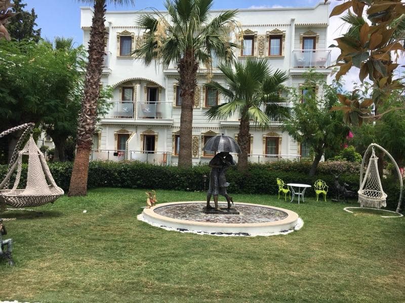 Golden Beach Resort & Spa 4